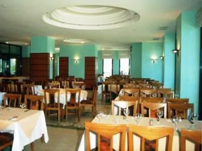 Hotel Erythrai Noble Ildiri